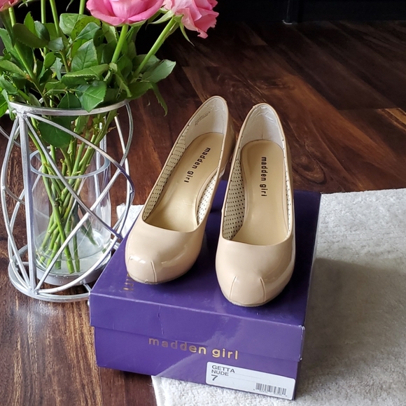 Madden Girl Getta Heels - Picture 6 of 7